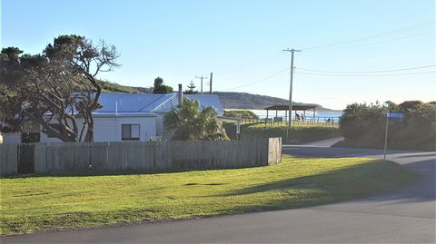 By The Beach At Catho - Tourism Brisbane 0