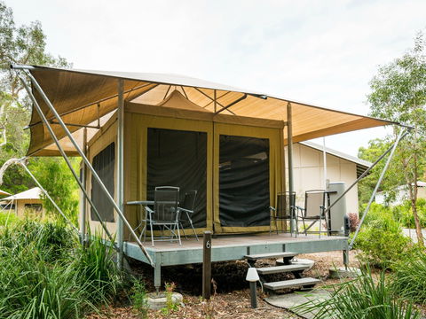 Castaways Moreton Island - Tourism Brisbane 2