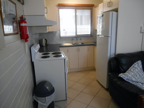 Clan Ranald Holiday Unit 2 - Tourism Brisbane 1