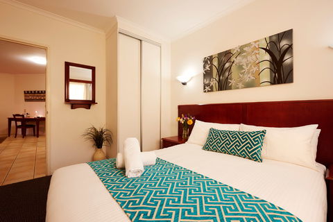 Coffee House Apartment Motel - Tourism Brisbane 0