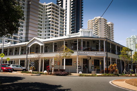 Coolangatta Sands Hotel - Tourism Brisbane 0