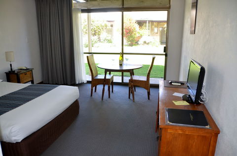Coonawarra Motor Lodge - Tourism Brisbane 1