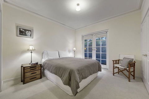 Cottage Retreat/Shady Cottage - Brisbane Tourism 2
