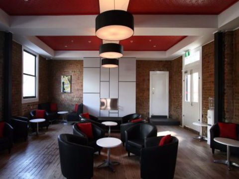 Cow And Calf Hotel - Tourism Brisbane 1