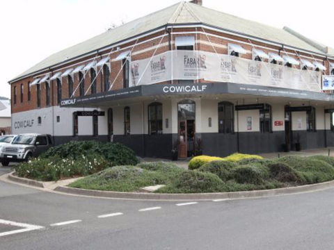 Cow And Calf Hotel - Tourism Brisbane 2
