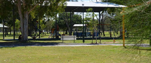 EconoLodge Beachside Motel - Tourism Brisbane 2