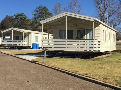 Harden Caravan Park - Tourism Brisbane 0