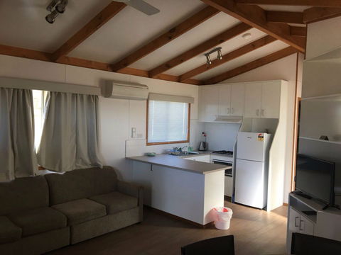 Harden Caravan Park - Tourism Brisbane 1