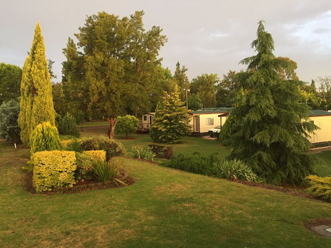 Inverell Caravan Park - Brisbane 4u 0