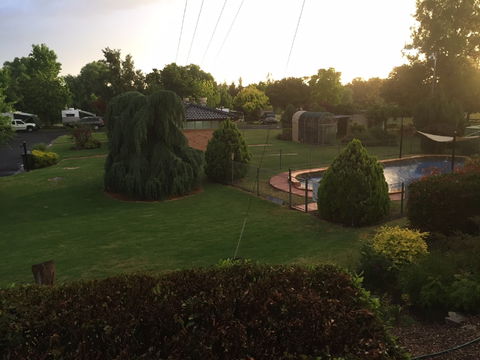 Inverell Caravan Park - Brisbane 4u 2