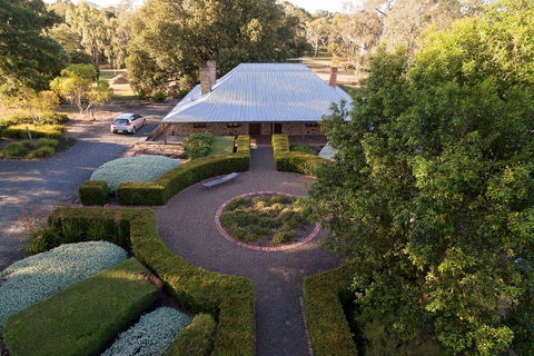 Jacob's Estate Cottage - Brisbane 4u 0