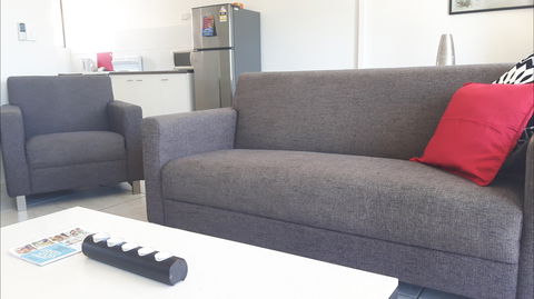 Jadran Motel And El Jays Holiday Lodge - Brisbane Tourism 1