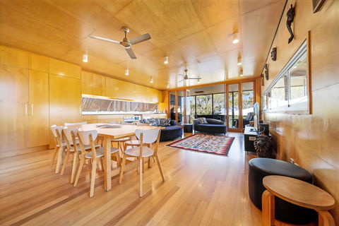 Kinkabool - Tourism Brisbane 1