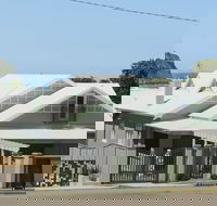 Merewether Beach House B and B - Tourism Brisbane