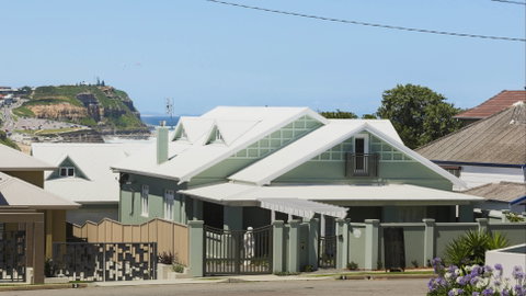 Merewether Beach House B And B - Tourism Brisbane 0