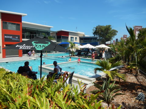 Middle Rock Holiday Resort - Tourism Brisbane 2