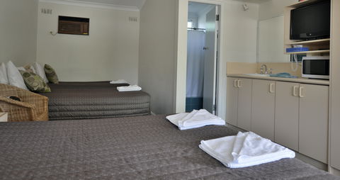 Mittagong Motel - Brisbane 4u 1