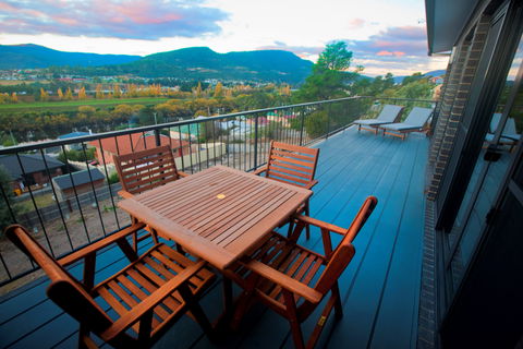 New Norfolk Apartments - Tourism Brisbane 0