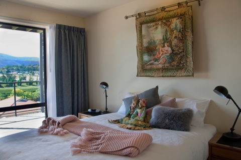 New Norfolk Apartments - Tourism Brisbane 1