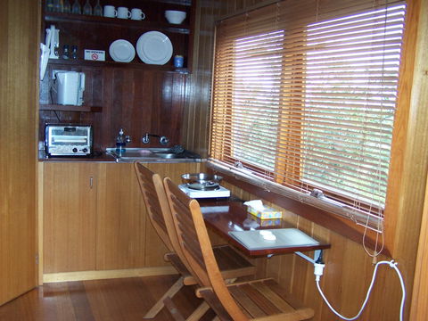 Ocean Inlet At Fairhaven - Brisbane 4u 1