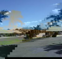 Paradise Lakes Motel - Tourism Brisbane