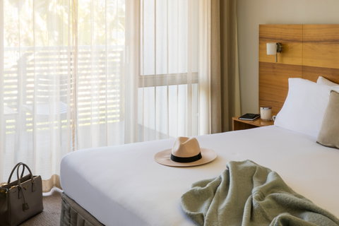 Pullman Magenta Shores Resort - Tourism Brisbane 1