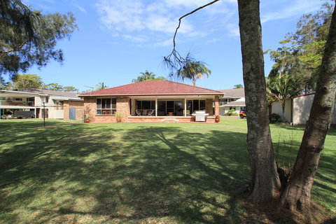 Ray Of Sunshine-Waterfront Reserve - Tourism Brisbane 0