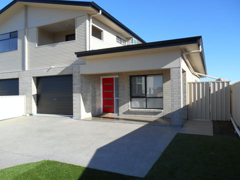Red Door Retreat - Tourism Brisbane 0