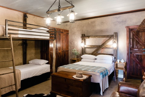 Saltbush Retreat - Tourism Brisbane 2