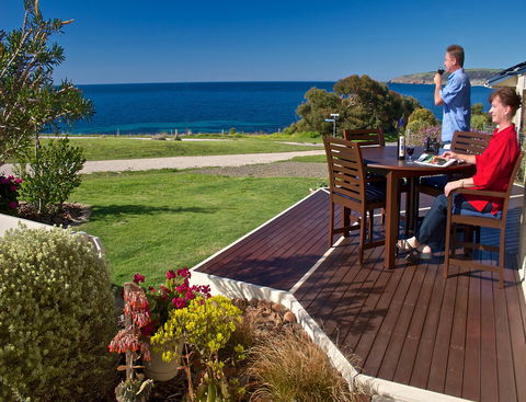 Searenity Holiday Accommodation - Brisbane 4u 0