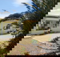 Seahorse Beach Shack - Tourism Brisbane