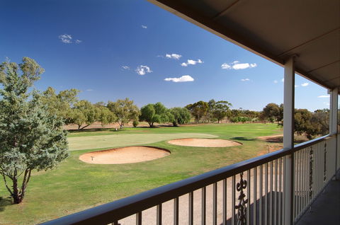 Standpipe Golf Motor Inn - Tourism Brisbane 2