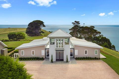 Table House Farm - Brisbane Tourism 0