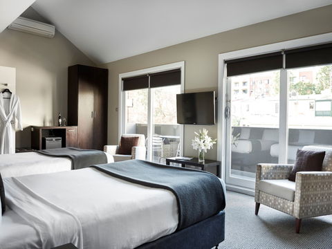 Vulcan Hotel Sydney - Brisbane 4u 1