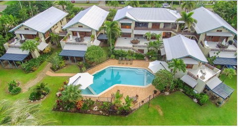 Wongalinga Mission Beach - Brisbane Tourism 1