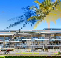 Beaches On Lammermoor Apartments - Tourism Brisbane