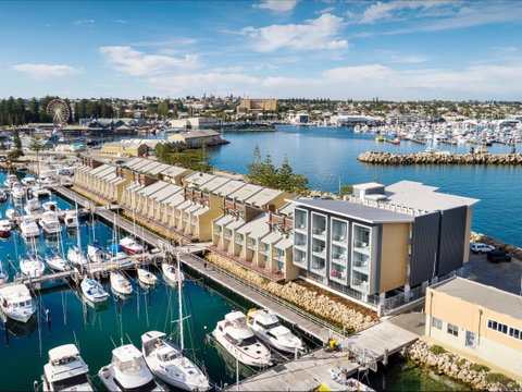 Be. Fremantle Serviced Apartments - Tourism Brisbane 0