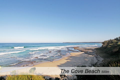 Berrara Cove Beach House - Tourism Brisbane 1