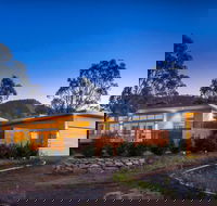 Blue  Cliff Retreat - Tourism Brisbane