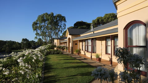 Brice Hill Country Lodge - Brisbane Tourism 1