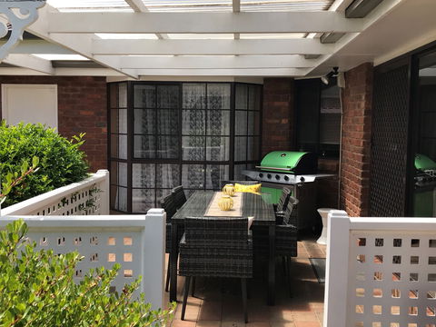 Citrus House Warrnambool - Tourism Brisbane 0