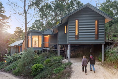 Cladich Pavilions - Brisbane Tourism 0