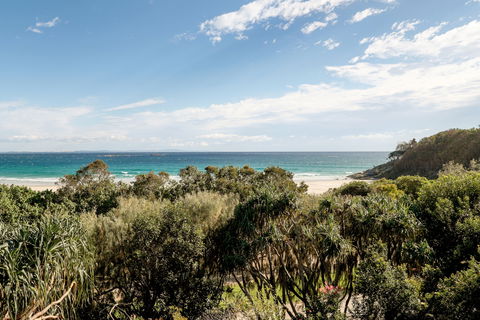 Claytons On Cylinder Beach Front Apartments - Tourism Brisbane 1
