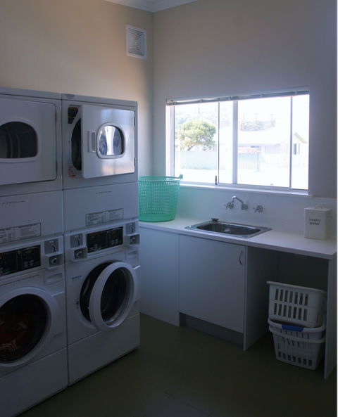Clearwater Motel Apartments - Brisbane 4u 2