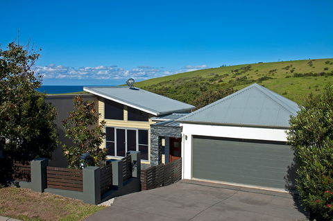 Cooke’s Haven - Brisbane 4u 0