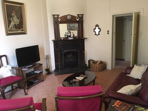 Croll Cottage - Tourism Brisbane 1