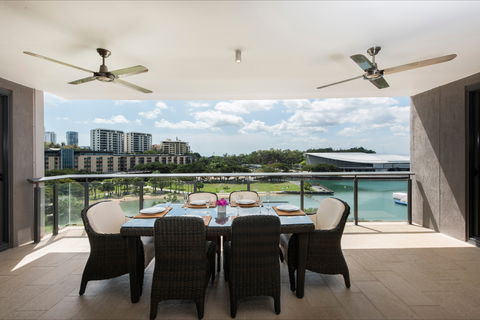 Darwin Waterfront Luxury Suites - Brisbane Tourism 0