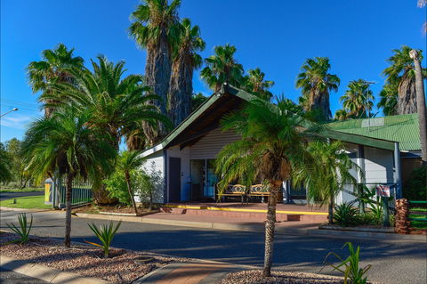 Desert Palms Alice Springs - Tourism Brisbane 2