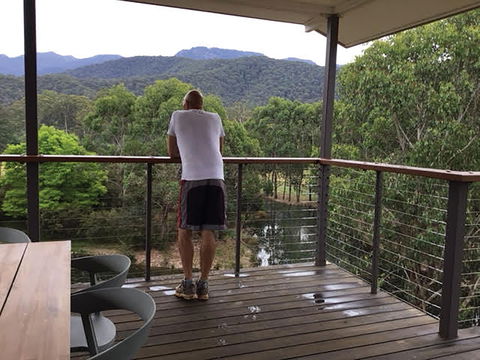 Dreaming Of The Buckland - Brisbane 4u 0