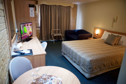 Forest Lodge Motor Inn And Restaurant - Brisbane Tourism 2